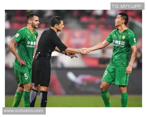 2012年恒大与国安激战回顾足球盛宴中的经典对决与历史瞬间