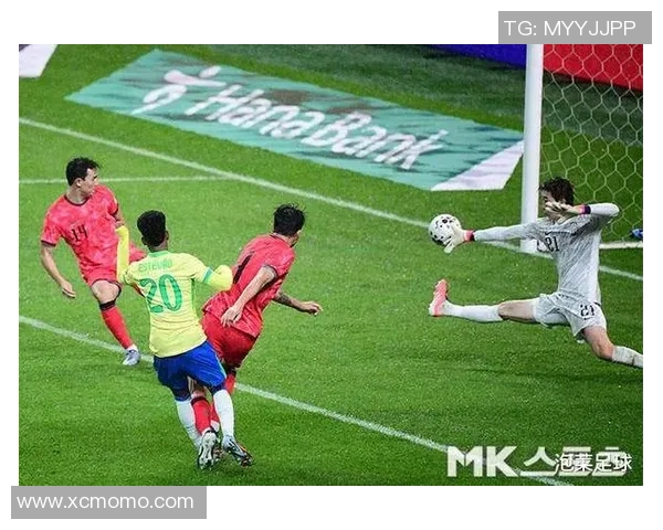 中国与韩国足球对决央视直播精彩瞬间回顾与分析